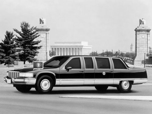 1993 Cadillac Fleetwood 2